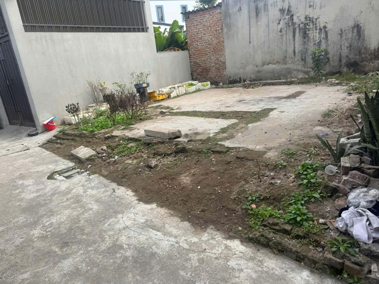 Bán đất thôn 3 Vạn Phúc - 52m, MT3.8m, lô góc ô tô vào đất, sổ cc, giá 4.7 tỷ. 0395767286