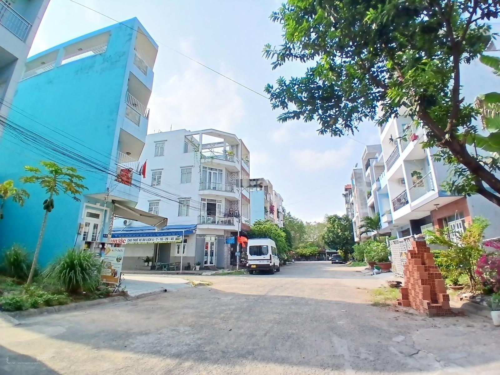 Chủ gửi bất đất dự án Trường Thịnh lô E125 - Đường 16m -Khu đường 64 & Nguyễn Duy Trinh Q2 giá TLCC