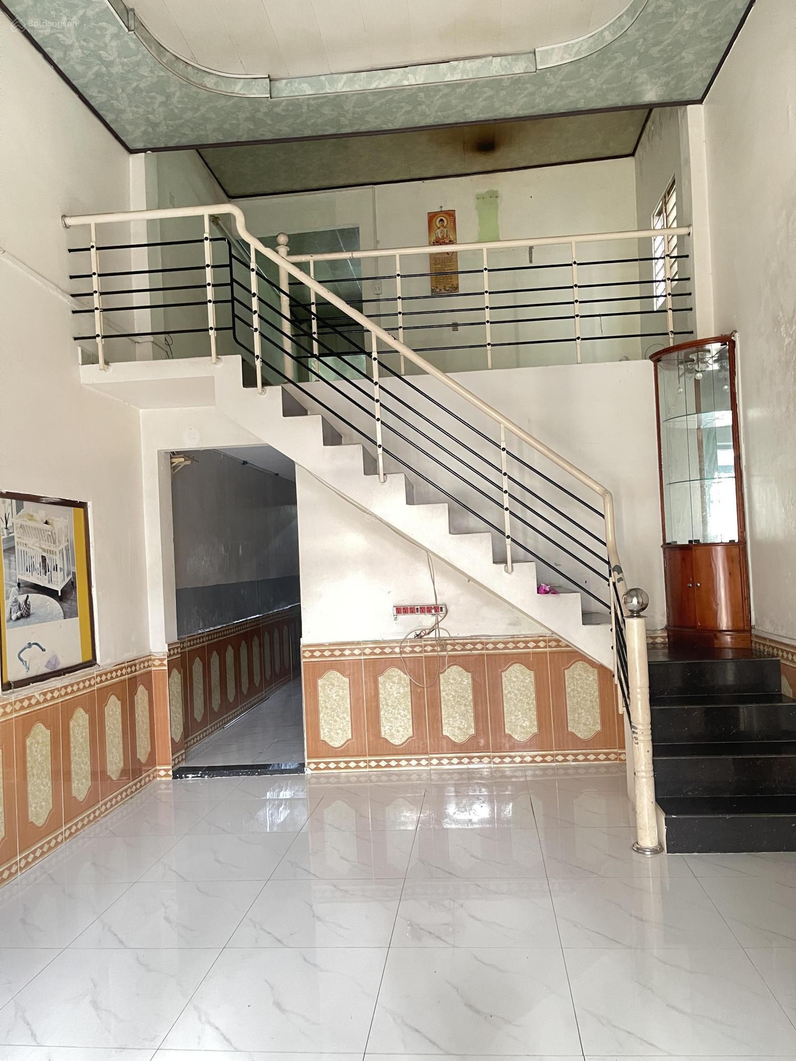 Bán nhà kiệt Nguyễn Công Trứ dt 72m2 sát biển Mỹ Khê giá 5tỷ6 tl, LH 0935634151 An