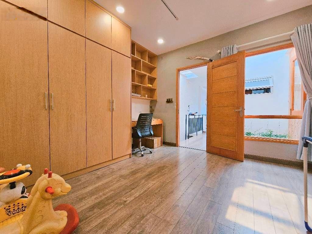 Nhà đẹp hẻm xe hơi phước long b- 5x15m- 3 tầng - 6.9 tỷ