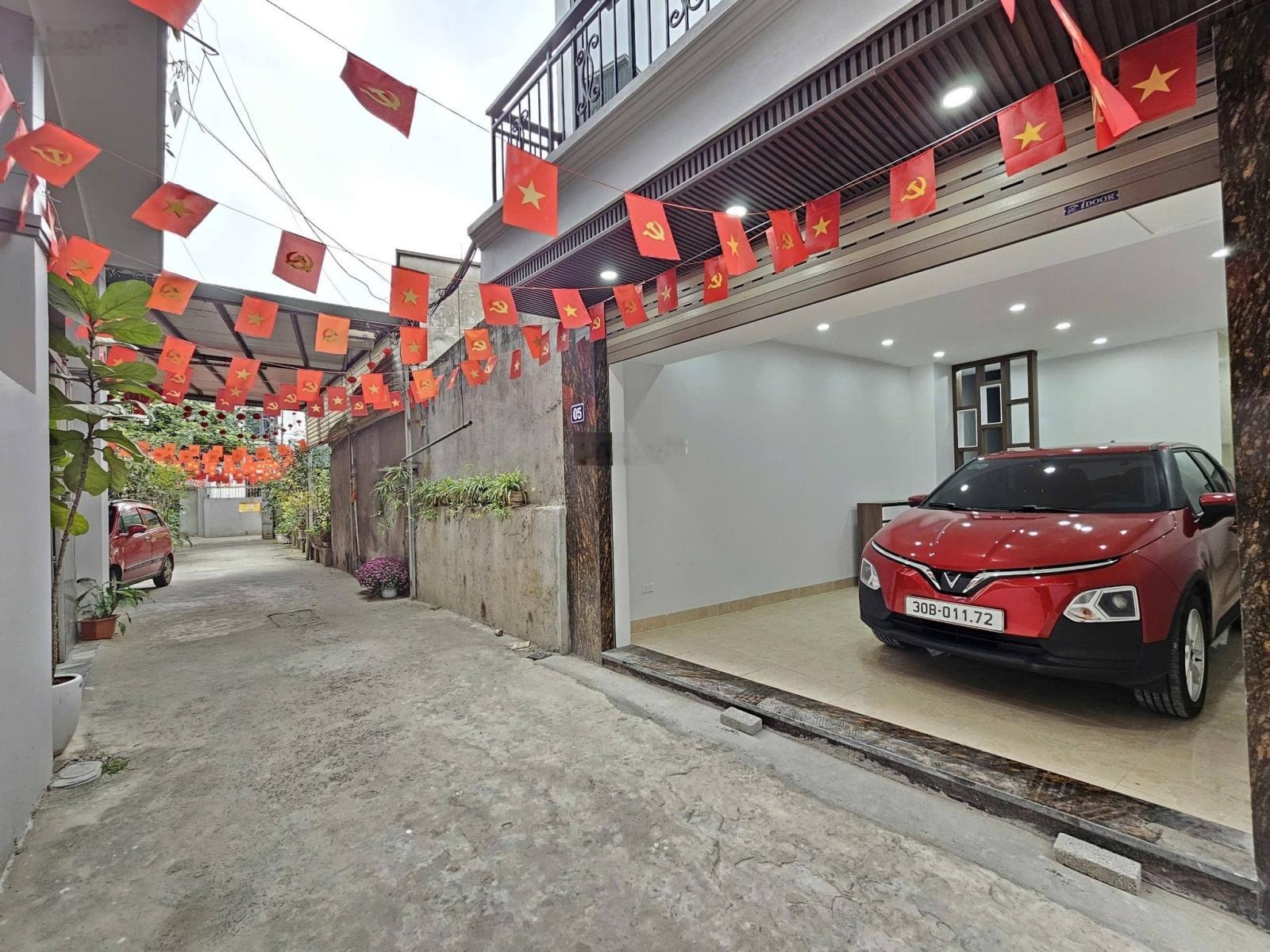Bán nhà cấp 4 phố Nguyễn Lam 97m², ngõ ô tô thông, KD, gần phố, giá đầu tư 18.8 tỷ.