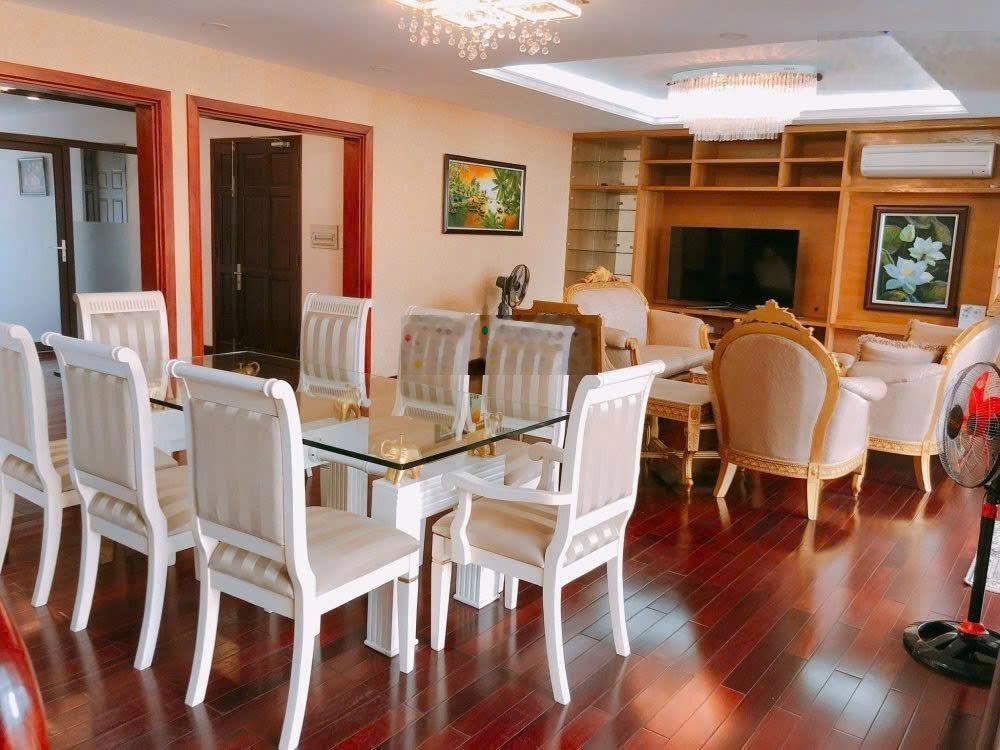 CHDV giảm 3 tỷ | 25/23 Cửu Long Tân Bình | 10m x 20m = 193m² | Giá 52 tỷ | Thuê 140 Tr