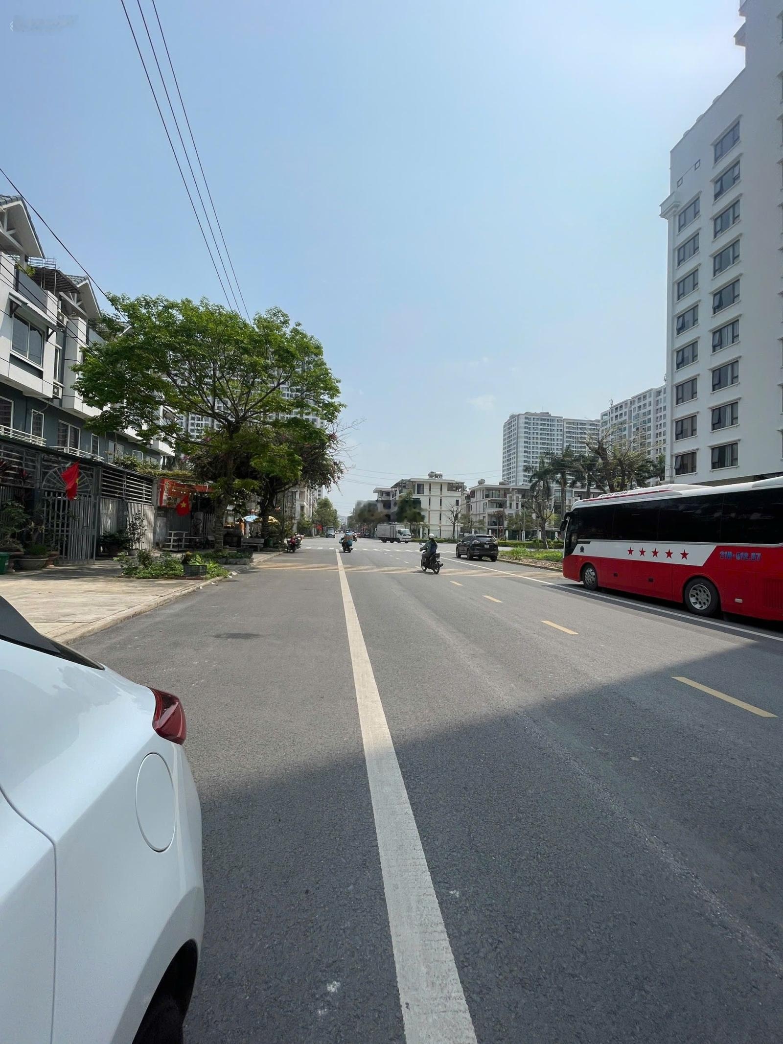 Cần bán nhanh đất đẹp khu đa giác 4, hùng thắng, hạ long