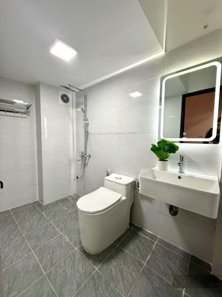 Bán Nhà Vĩnh Hưng, DT 38m Giá 7.3 Tỷ, Nhà Đẹp Ở Ngay, Ngõ Rộng Gần Phố, Hoa Hậu Khu Vực