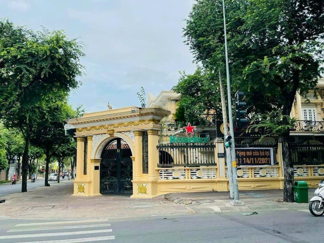 Biệt Thự Giảm 150 Tỷ | Góc Võ Văn Tần Quận 3 | 25m x 25m = 601m² | Giá 600 Tỷ | Thuê 500 Tr