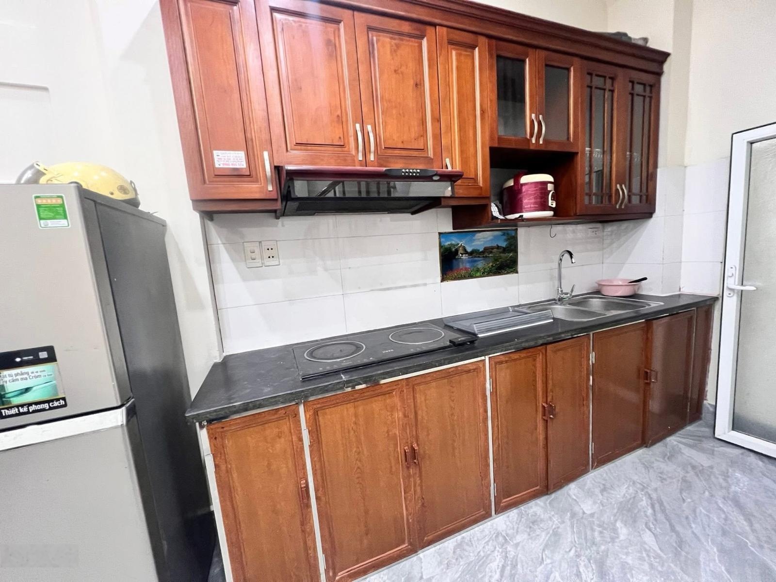 Cho thuê nhà khu đô thị đền lừ diện tích 38mx5 tầng full đồ giá 11 triệu