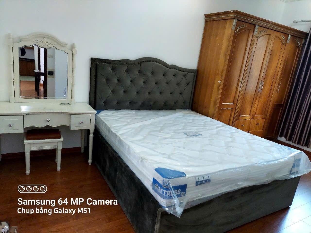 Cho thuê căn hộ 3PN, 120m2 giá tốt tại Khu đô thị Trung Hòa - Nhân Chính, Cầu Giấy