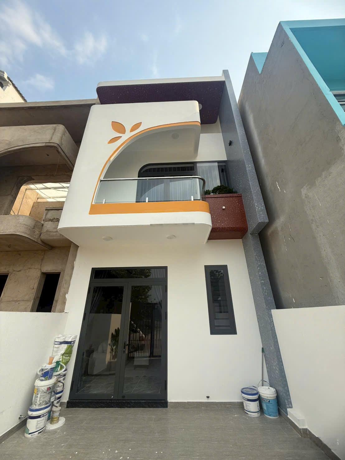 Nhà 1 lầu khu TĐC Phú Mỹ; 3PN giá mềm 3.8 tỷ, full công năng, nội thất cơ bản, dọn vào ở ngay