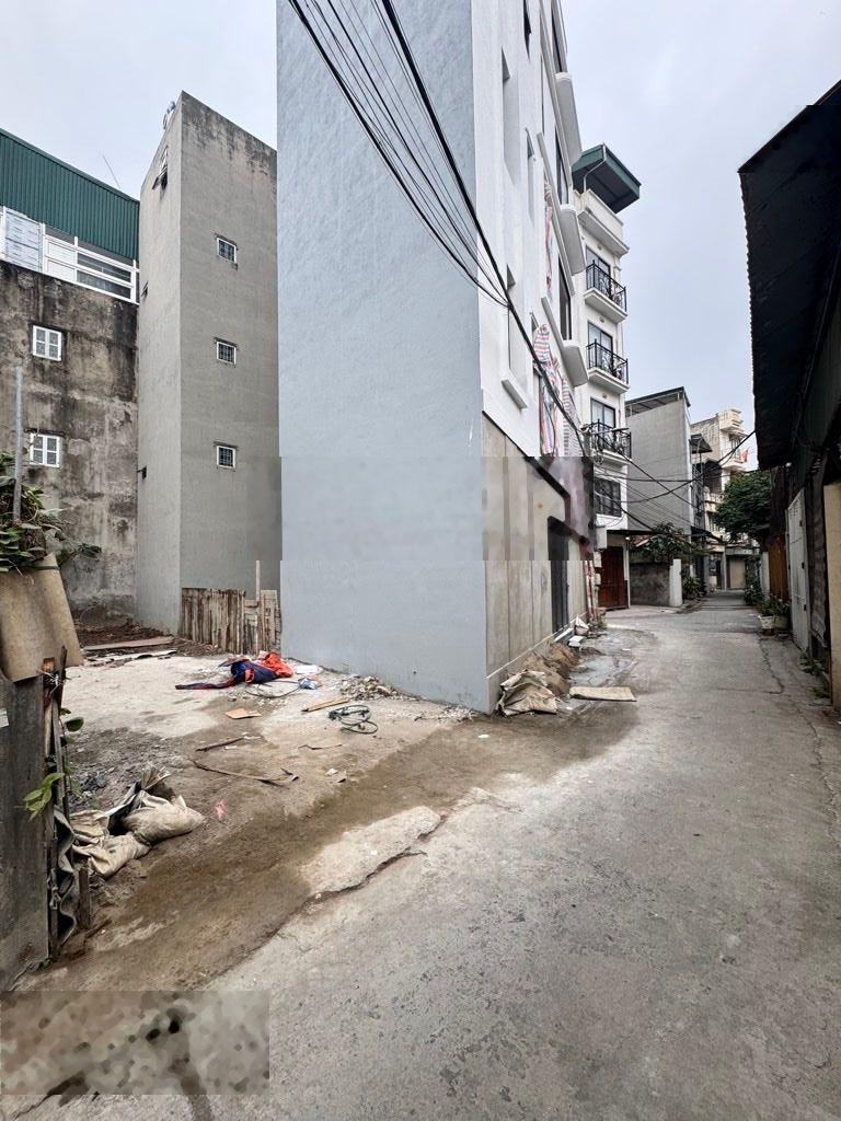 Đất hiếm 52m Việt Hưng Long Biên ô tô vào gần chợ, gần trường chỉ 9,2 tỷ