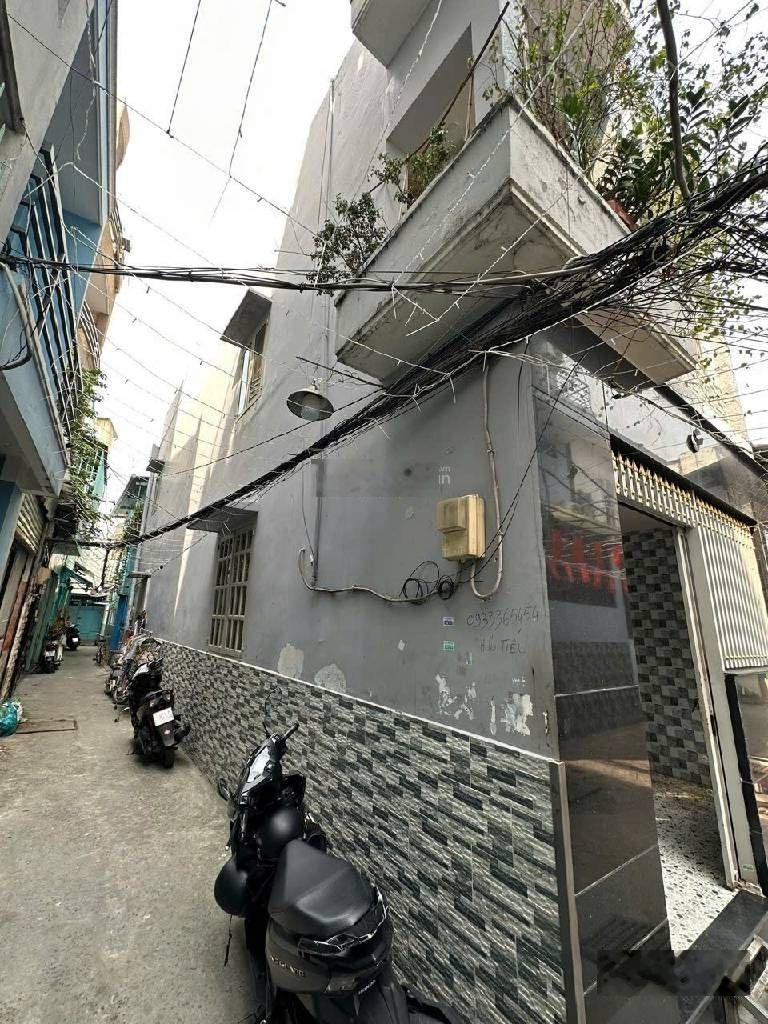 Hàng hiếm tại Đường Dương Bá Trạc, 6,3 tỷ, 54m2, 2PN, 2WC, 2 tầng