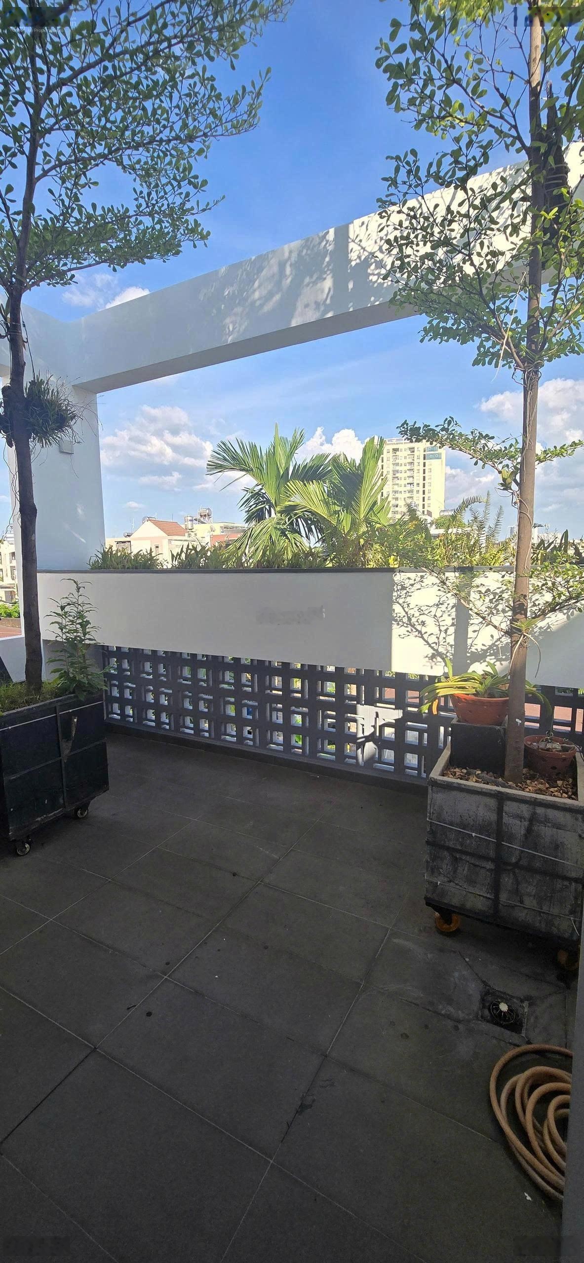Nhà 3 tầng hẻm xe hơi khu phân lô, đường 22 Linh Đông | 60.4m2 4pn 3wc | giá 7.8 tỷ TL