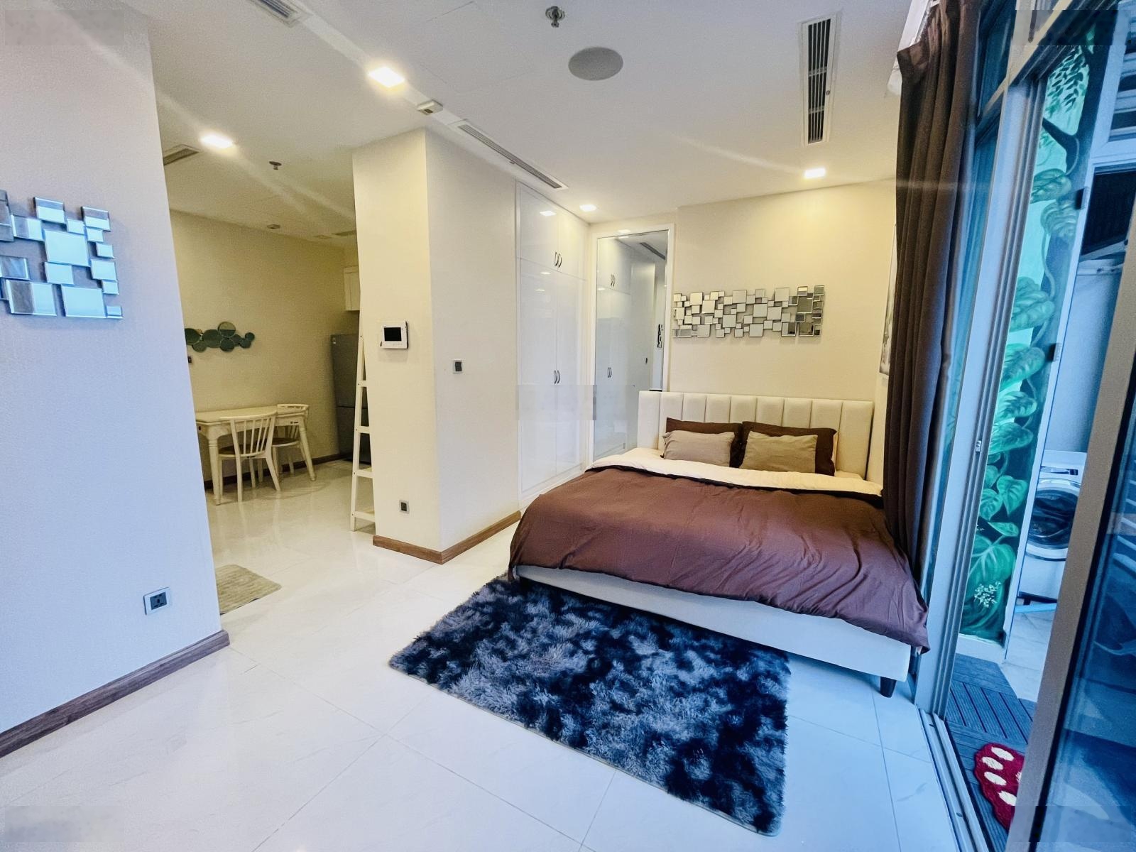 Cho thuê căn hộ 1PN decor siêu xinh tại Vinhomes Tân Cảng, đầy đủ nội thất chỉ cần vào ở