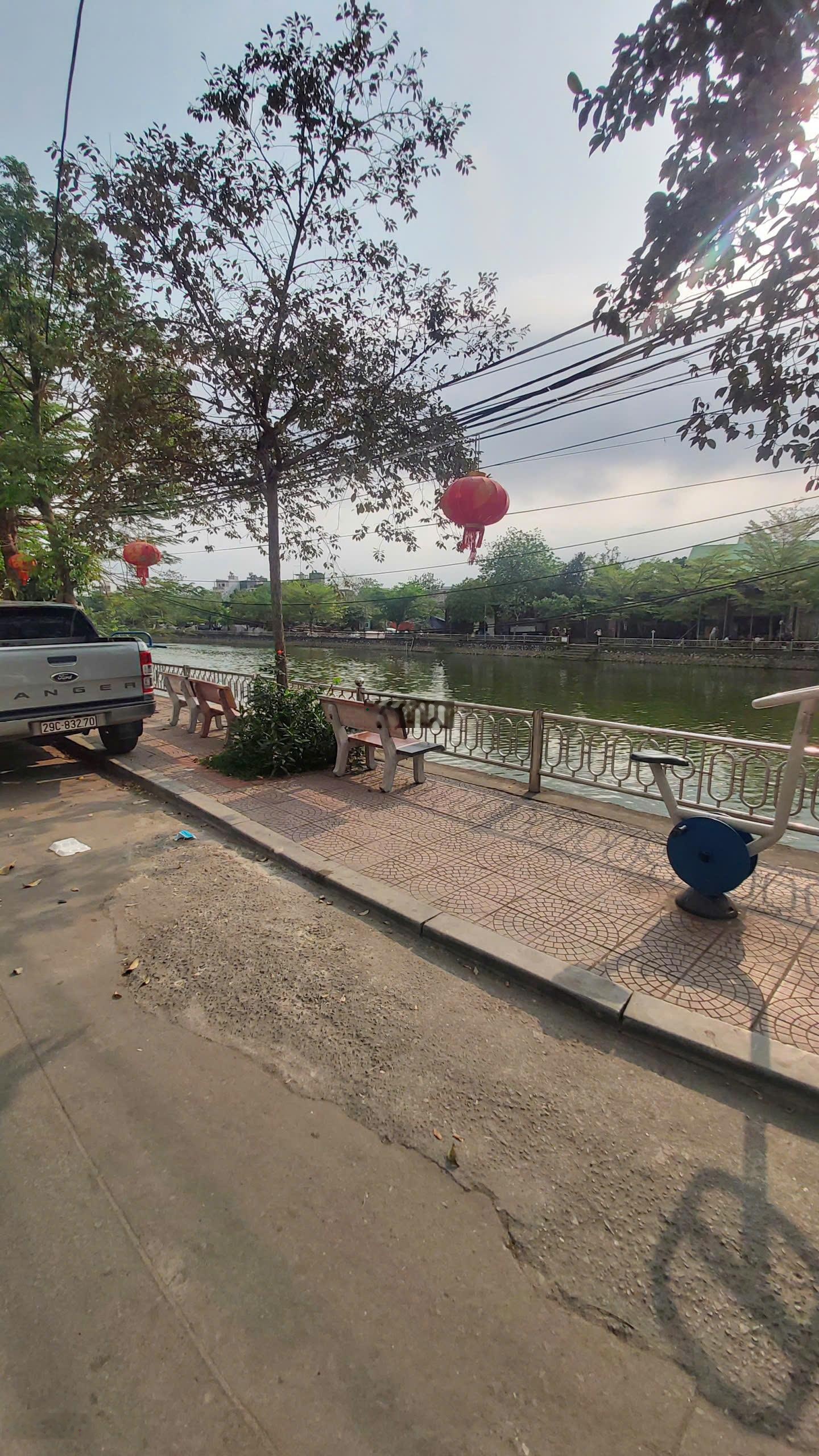 Nhà mặt phố kinh doanh, view hồ, 93m2, 3 tầng, Dương Nội, Hà Đông, Hà Nội