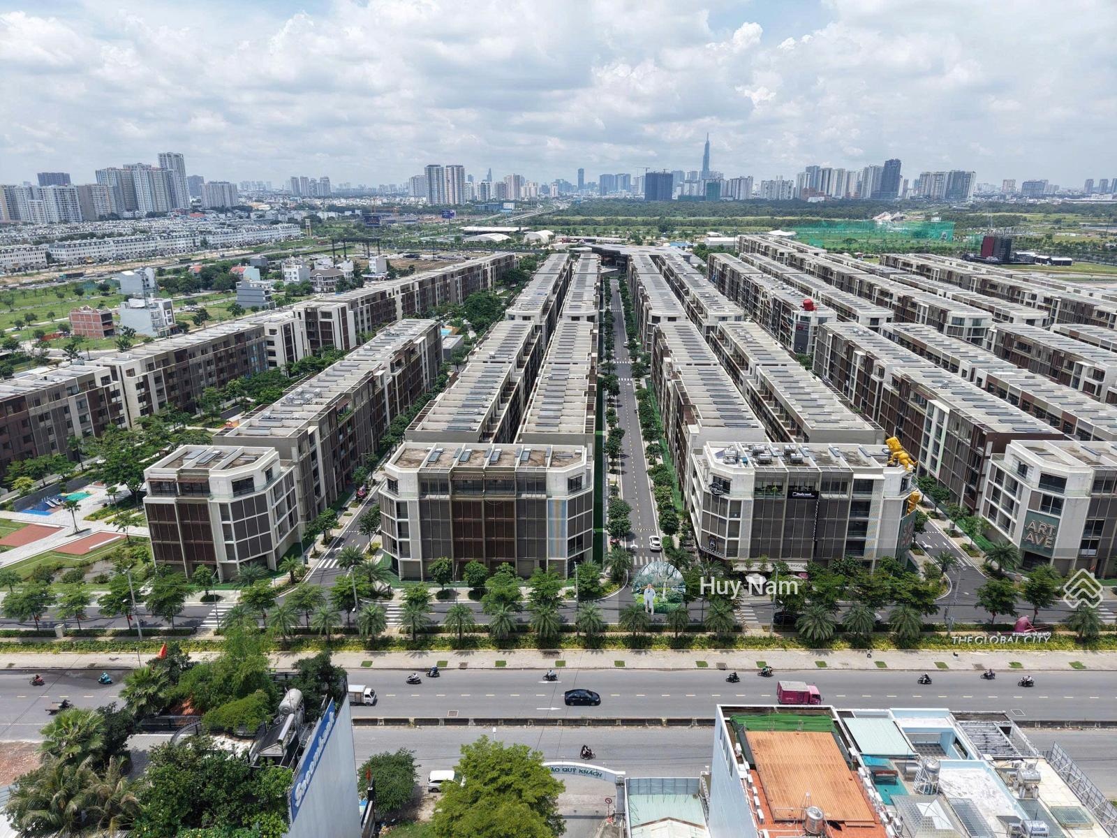 Mặt tiền Kinh Doanh ngay Đỗ Xuân Hợp, Q9 - DT: 5x30m (150m2) - Trệt 4 Lầu - cho thuê 50tr/th - 23tỷ