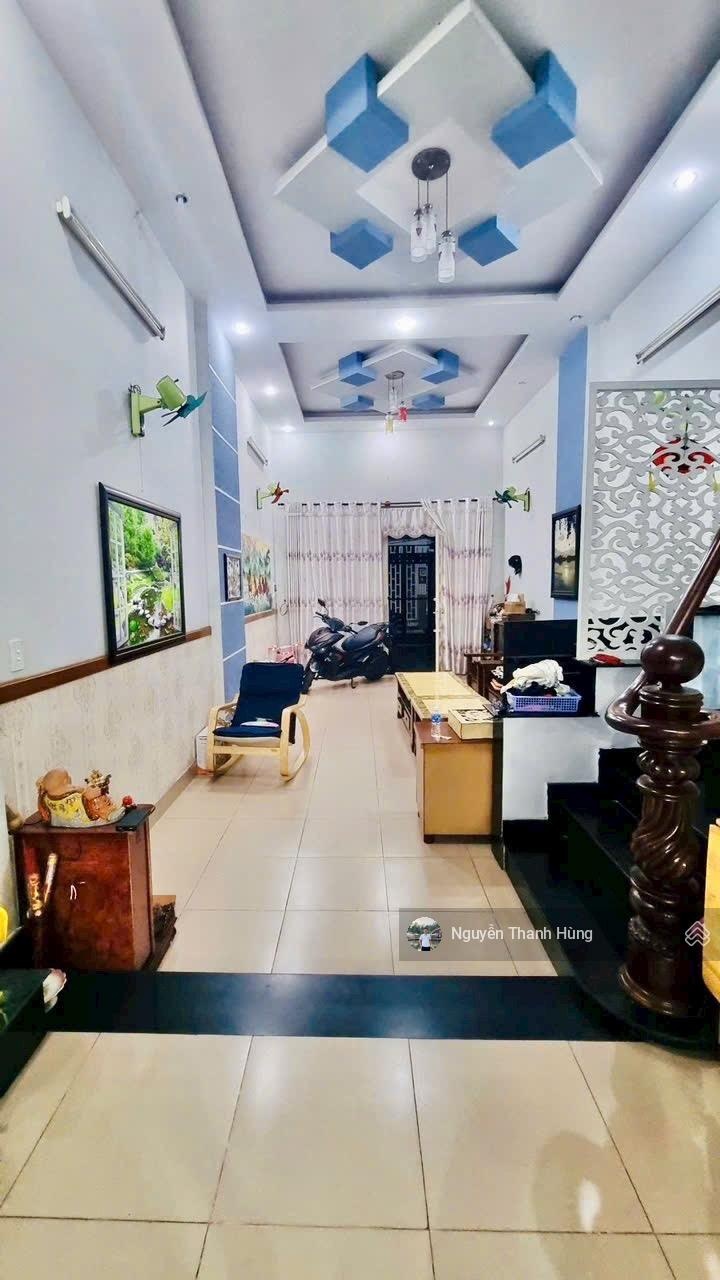 Bán nhà 3 tầng đúc xe hơi để trong sân ta22 quận 12 giá rẻ 5,95 tỷ diện tích 100m2 (4x25)