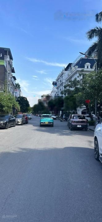 Chính chủ bán cắt lỗ biệt thự văn khê la khê hà đông 82,5 m² mt 4.9m giá 22 tỷ