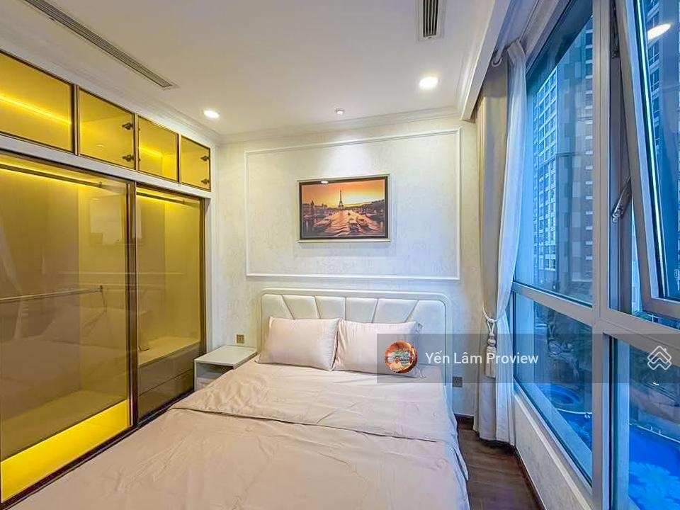 Căn hộ bán tại Vinhomes Central Park tháp Landmark 5 view đẹp gồm 2 phòng ngủ với diện tích 79m2
