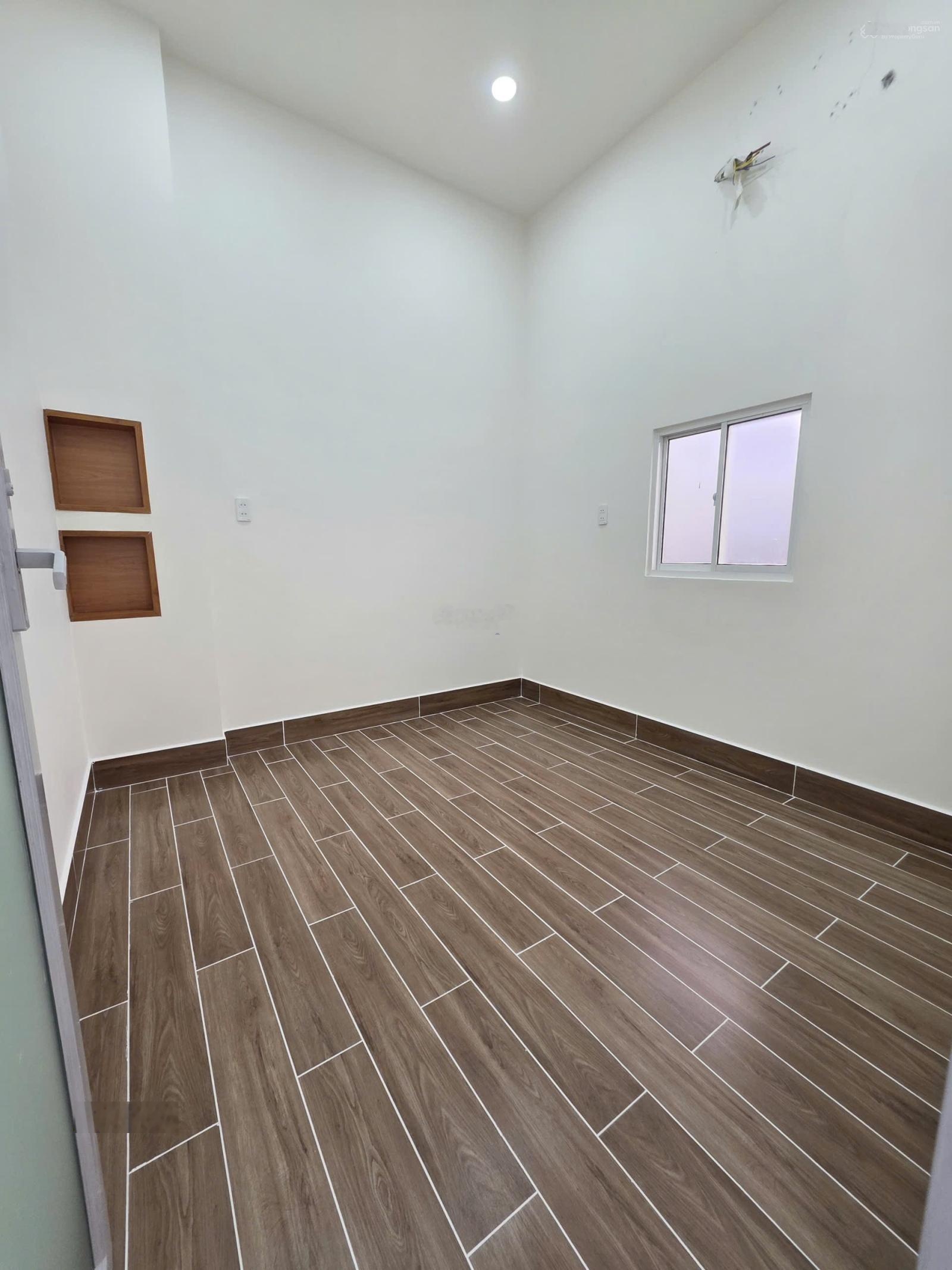 Bán nhà 94m2 sân oto gần chợ Dĩ An 1 và cụm trường học cấp 1 2 3 Dĩ An, p.Dĩ An, Tp.Dĩ An