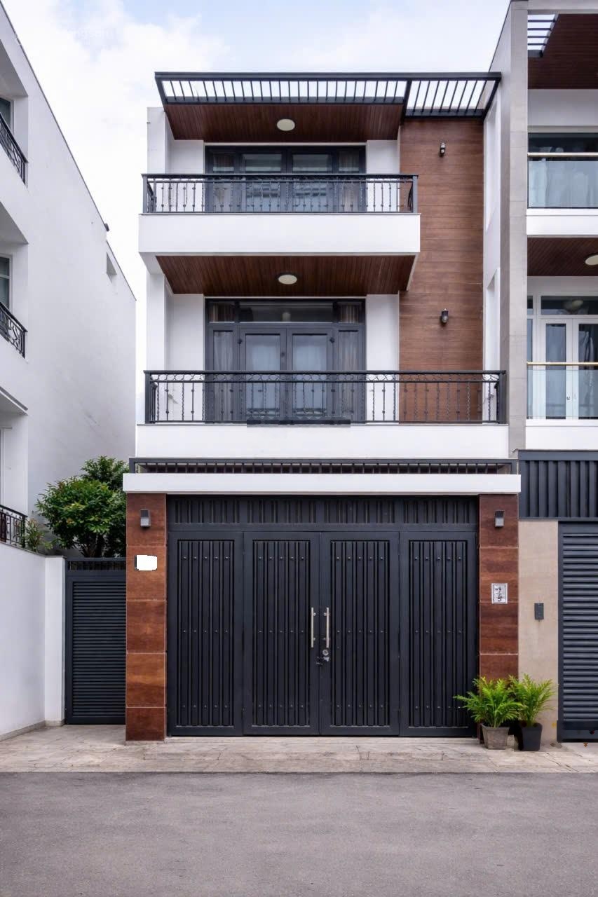 Bán nhà 3 tầng gần vành đai 2 p. thủ đức giá hơn 7ty