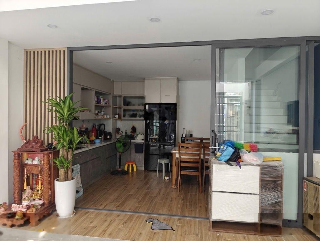 Hiếm - siu phẩm ngang lớn 5m - xe hơi ngủ trong nhà - 4 tầng đẹp kiên cố - 45m2