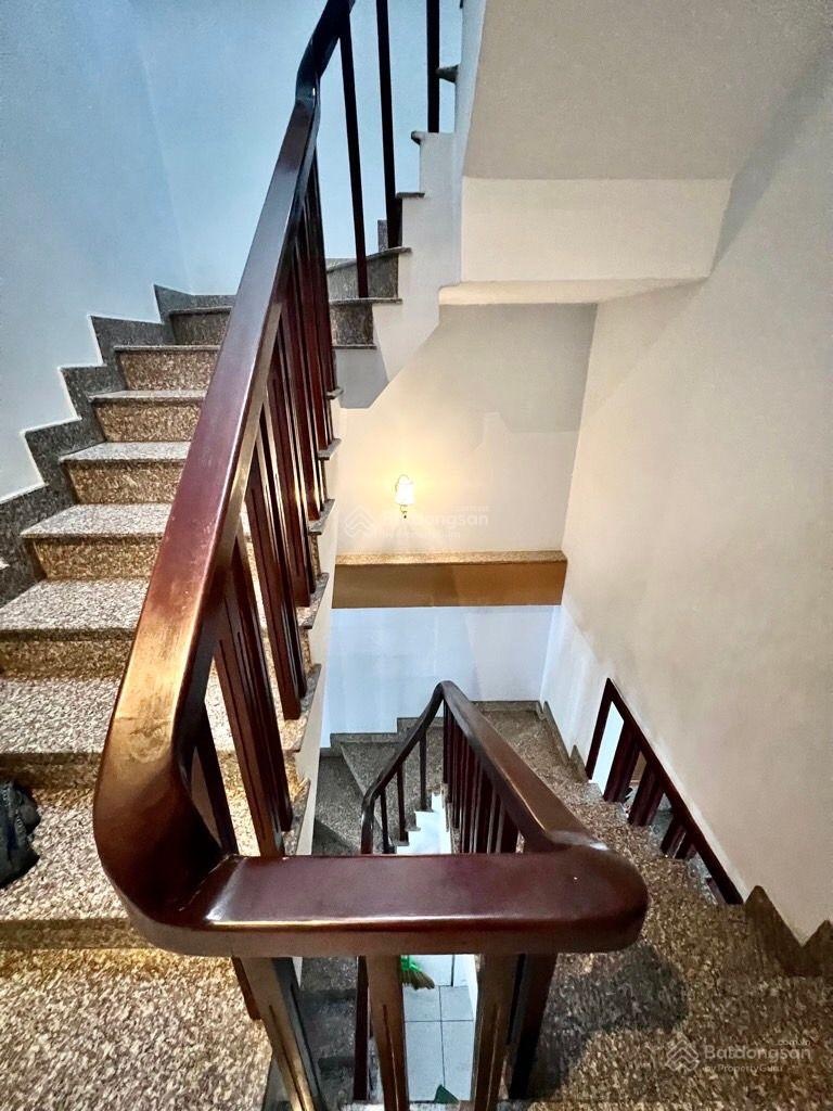 Nhà 3 tầng sát Aoen Tân Phú- hẻm xe hơi tới cửa- NHiNH 5 tỷ TL Dt 4 x 14m (55 m2), kết cấ