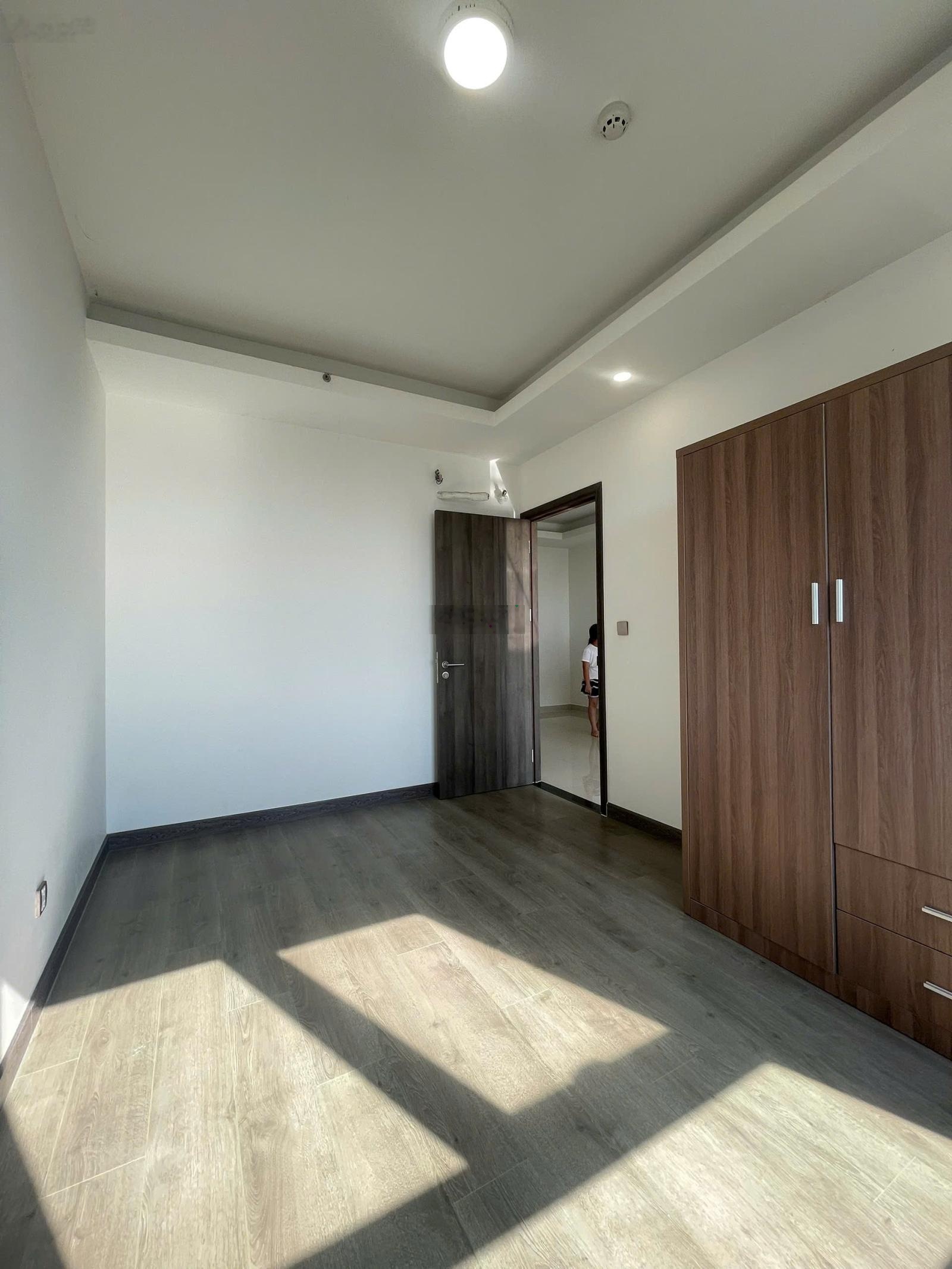 Bán 2PN 57M2 Q7 Boulevard Nguyễn Lương Bằng - Hướng Tây - View ngoài - Bao phí sang tên - 3.3 tỷ
