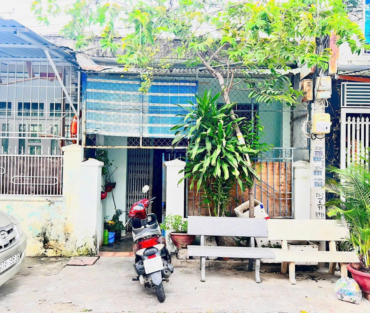 Bán Đất Tặng Nhà Mặt Tiền Nguyễn Thị Định - 52m2 - Đường 8m Ô Tô Đỗ - Sổ Hồng Giá 6 Tỷ