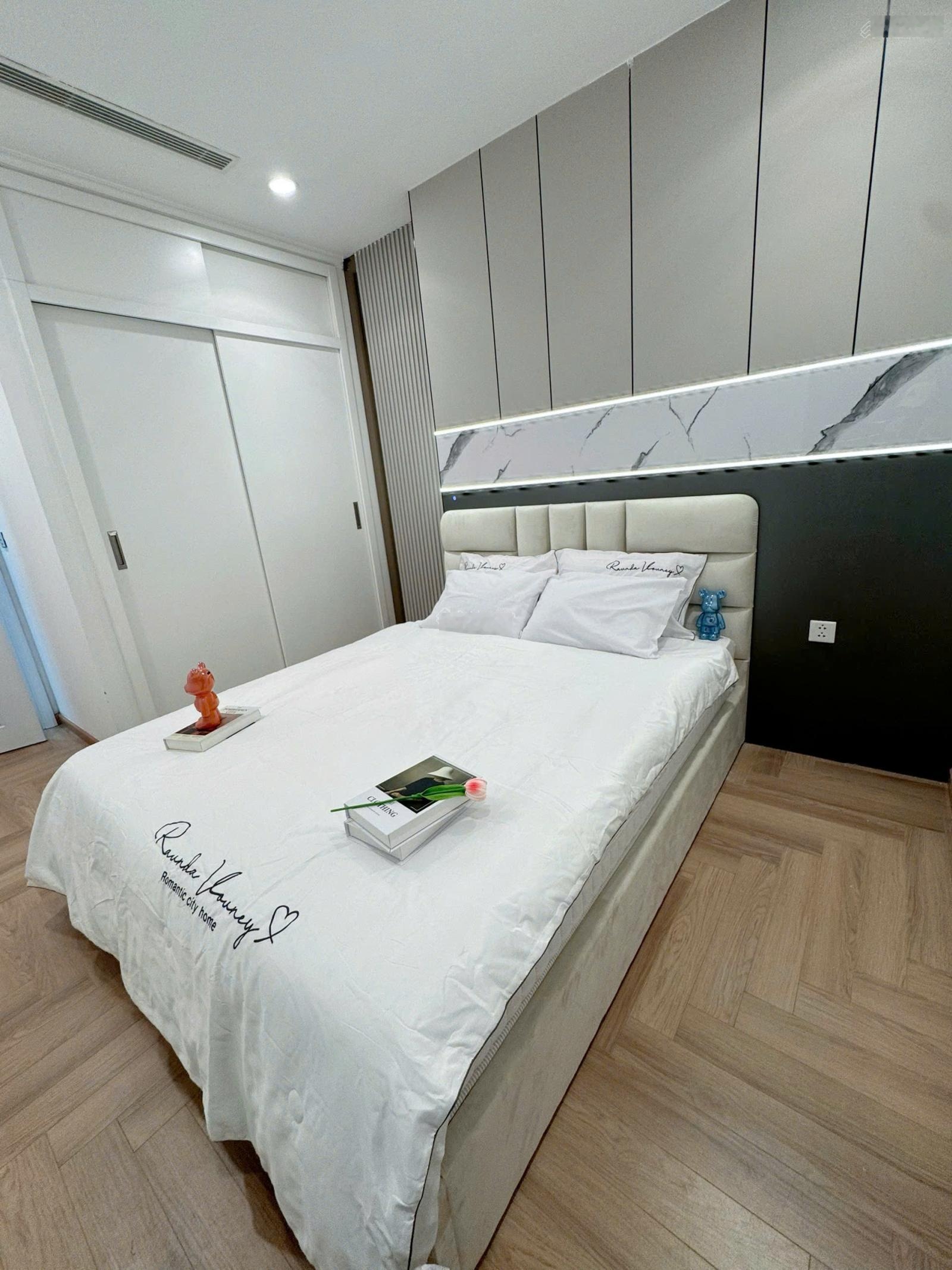 Gía siêu rẻ, bán căn 2PN tòa T10 Times City Hai Bà Trưng, Hà Nội, giá 8.8 tỷ. LH 0979702442