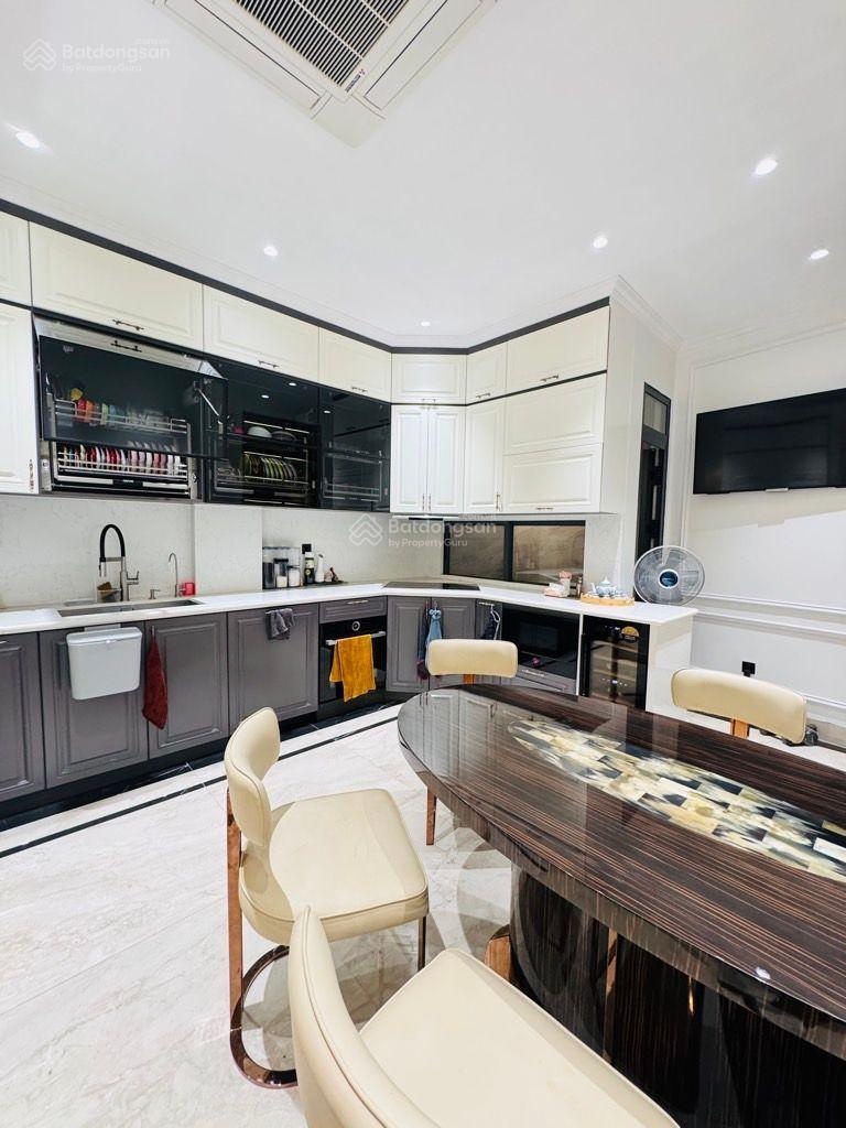 Căn đẹp Bát Khối, Vỉa Hè 70m2 x 7 tầng, nhỉnh 16 Tỷ đường 8m
