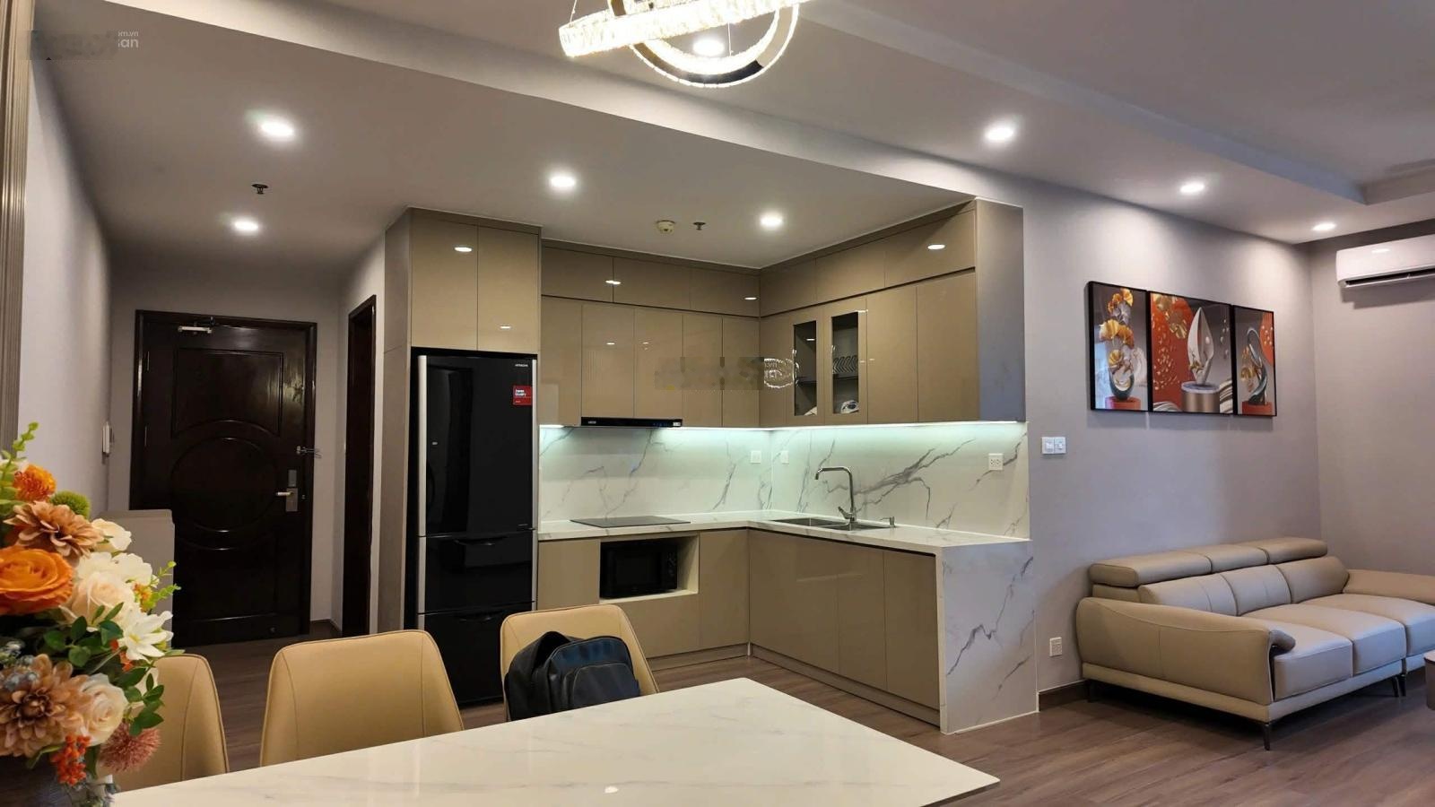 CHỦ CHUYỂN CÔNG TÁC CẦN KHÁCH VÀO NGAY CĂN 2PN full đồ, sạch sẽ liên hệ em Ly 0332553087