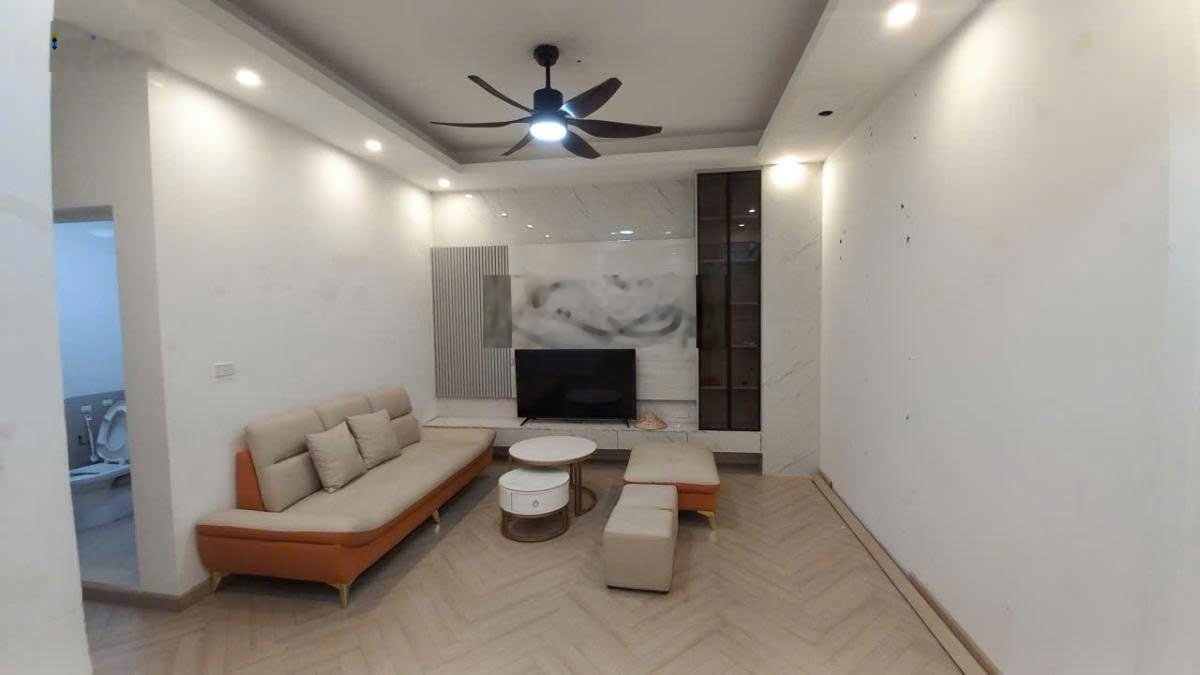 Bán căn góc 2 ngủ n03 trần quý kiên 76m full đồ ở ngay 7.8 tỷ gần công viên nghĩa đô