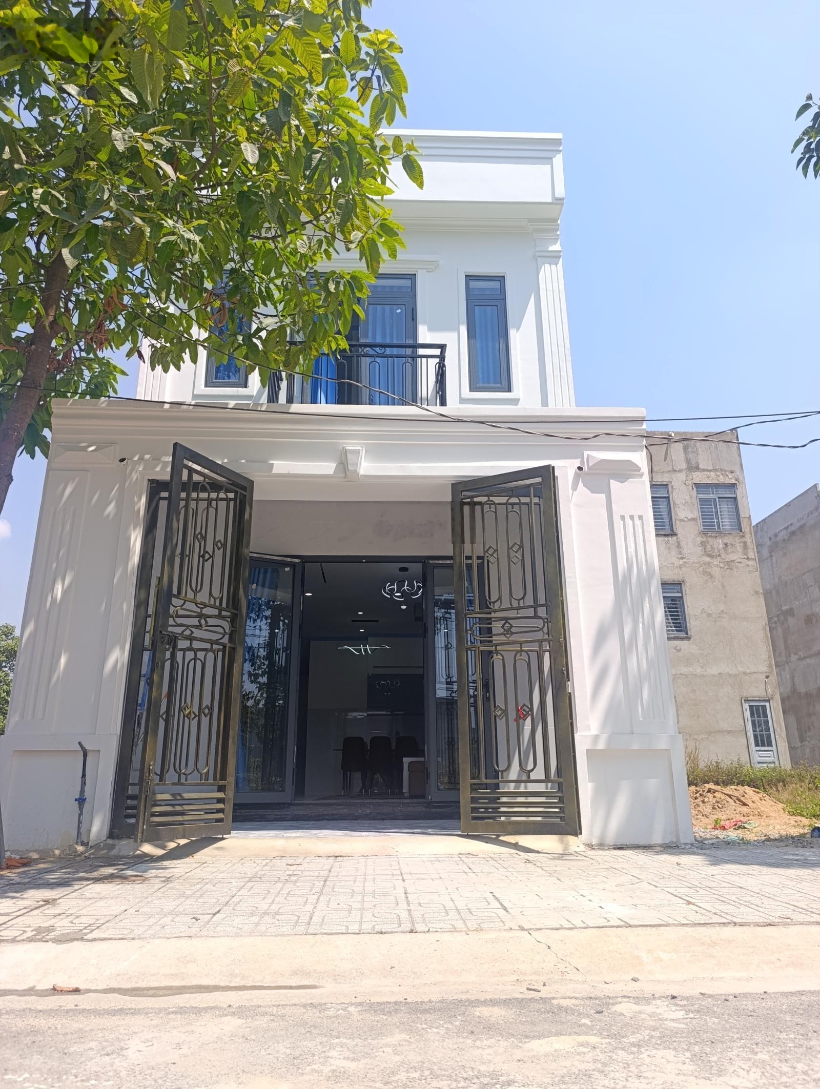 Bán nhà chính chủ, đầy đủ nội thất, có trả góp