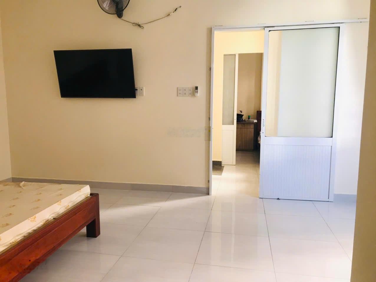 - Bán Nhà 3 Tầng Hẻm OTO Đường yesin Gần Biển Trung Tâm Thành Phố Lh : 0798379999