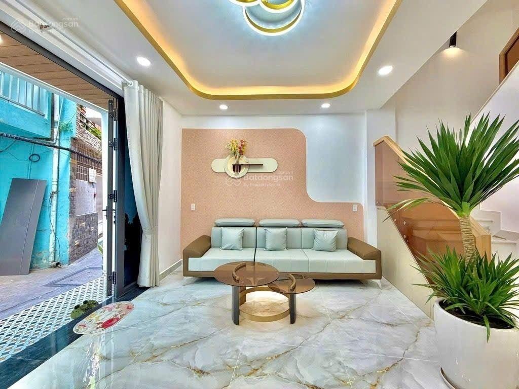 Hạ sốc 300 triệu -phan văn trị -47m2-1 trệt 2 lầu