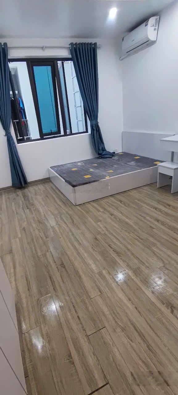 Bán nhà trần cung 50m, 5 tầng, 9 phòng full nội thất, dòng tiền 40tr giá 12.x tỷ