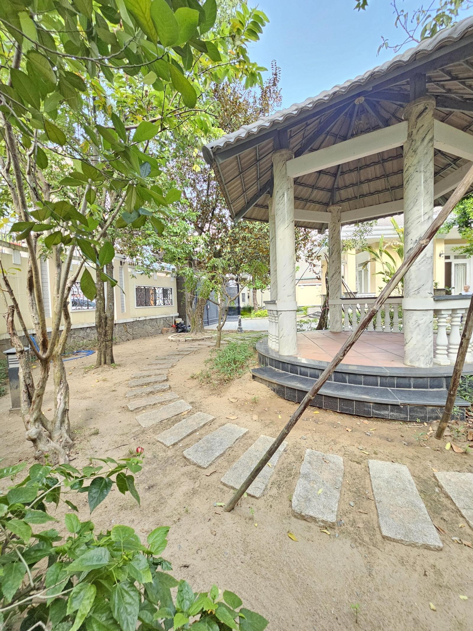 Bán nhà mặt phố 625m2 full thổ cư, ngan 25m, chỉ 64tr/m2, huỳnh tấn phát ngay khu hành chính công