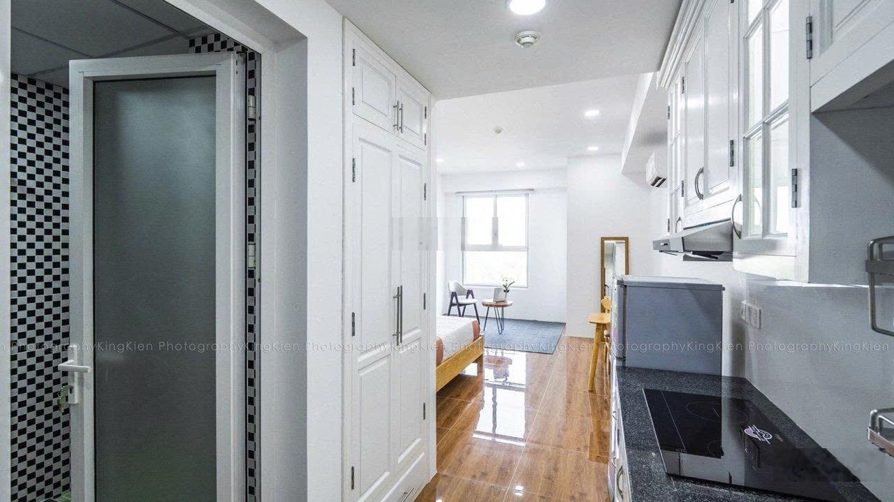 Căn 1 phòng 35m2 Garden Gate Novaland khu sân bay view công viên thoáng mát vào ở ngay có nội thất