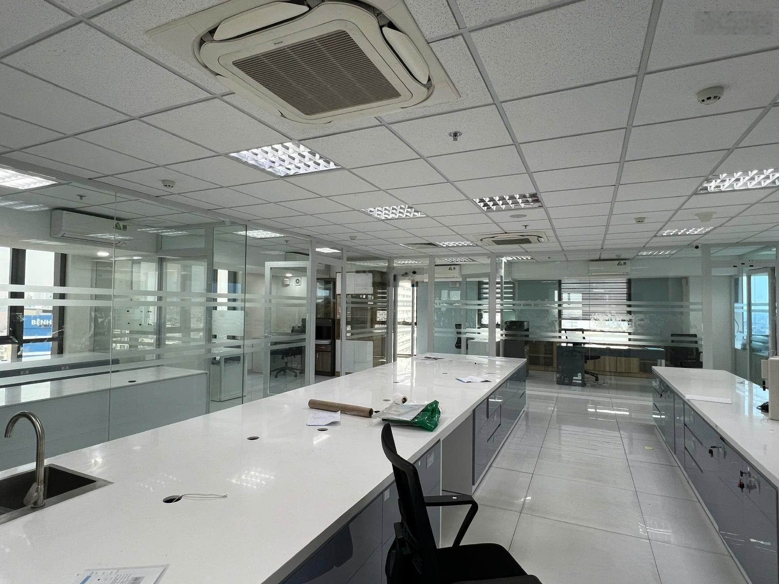 MITALAB 383B 385 Cộng Hòa, PTân Bình (P13, Tân Bình) Cho thuê văn phòng 329m2 giá 473 ngh/m2/th