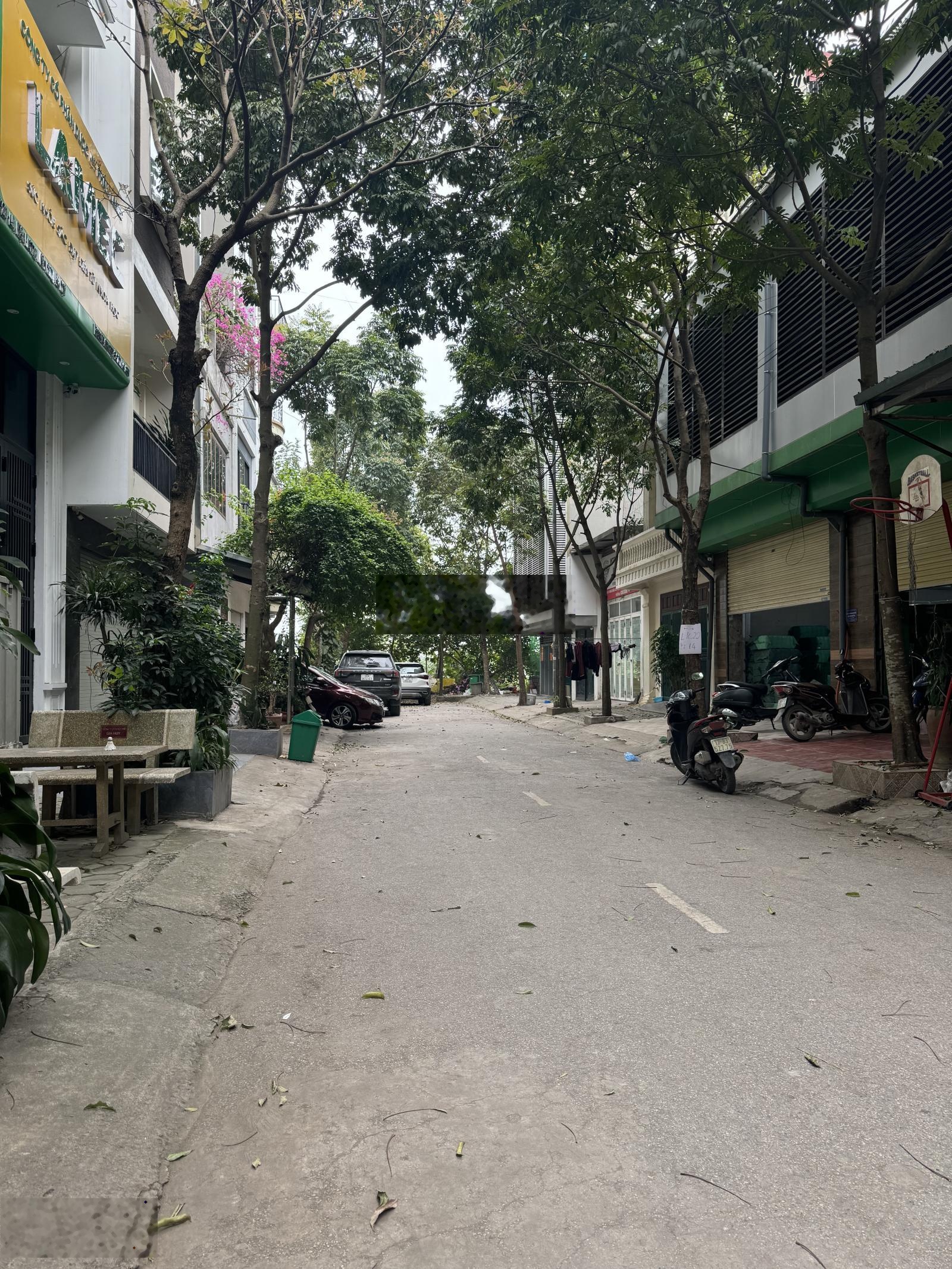 GIÁ ĐẦU TƯ 60m mặt tiền 5m đường 12m nhỉnh 12ty sân bóng Mậu Lương Hà Đông 0374831988