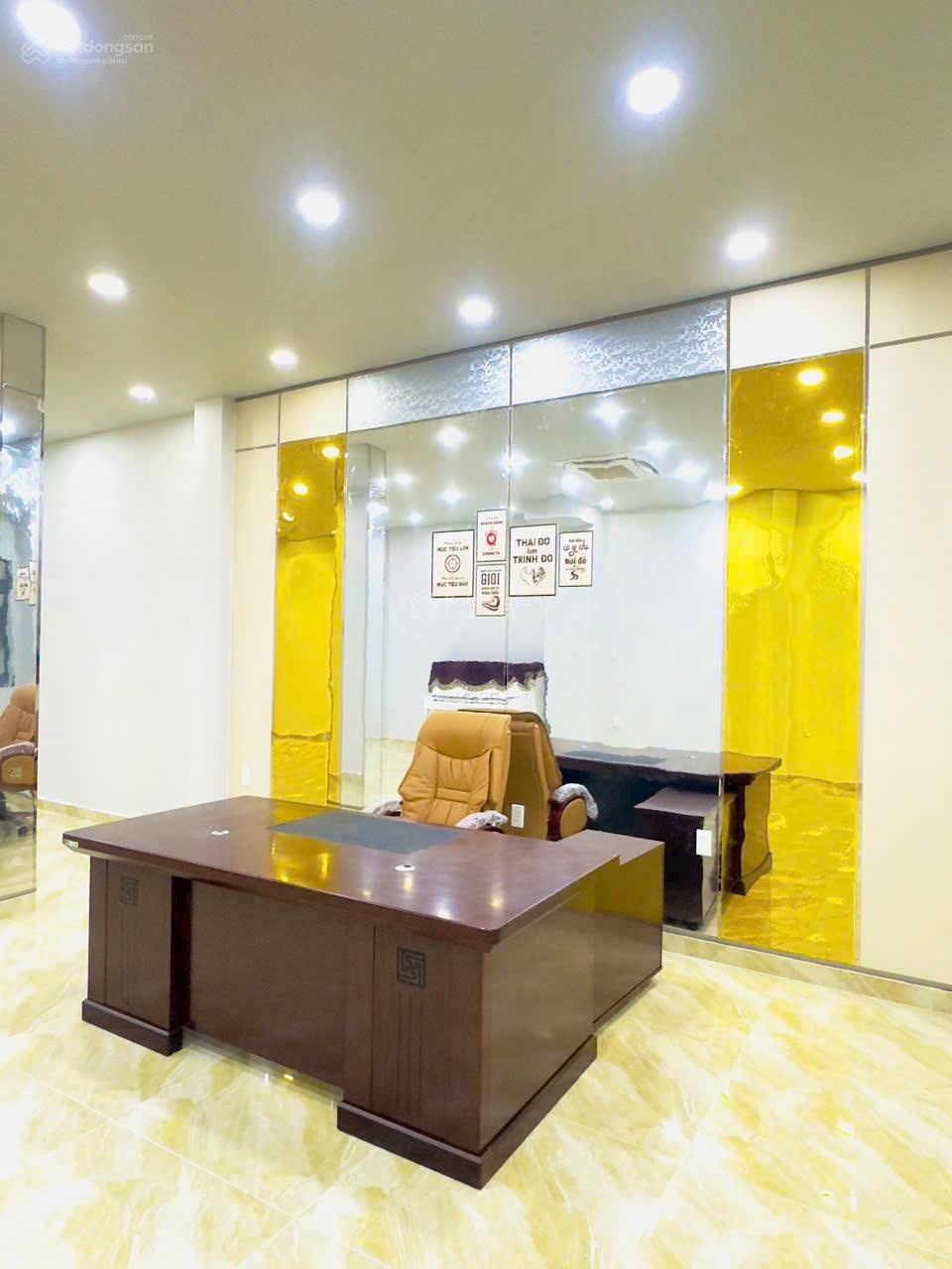 Bán nhà hẻm xe hơi kinh doanh cực sung gần chợ trường học! Lý Thường Kiệt DT(5.5x15m) 5 tầng 16.5tỷ