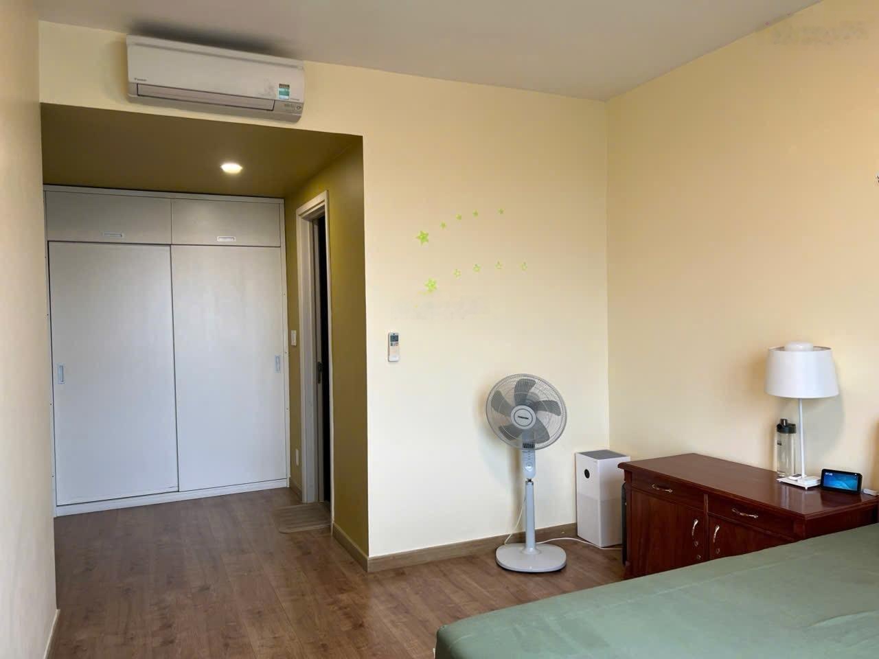 Bán căn hộ Krista 2pn dt 78m2 giá 5,5 tỷ sổ hồng sẵn nhà có nội thất Lh 0938658818 Nhung