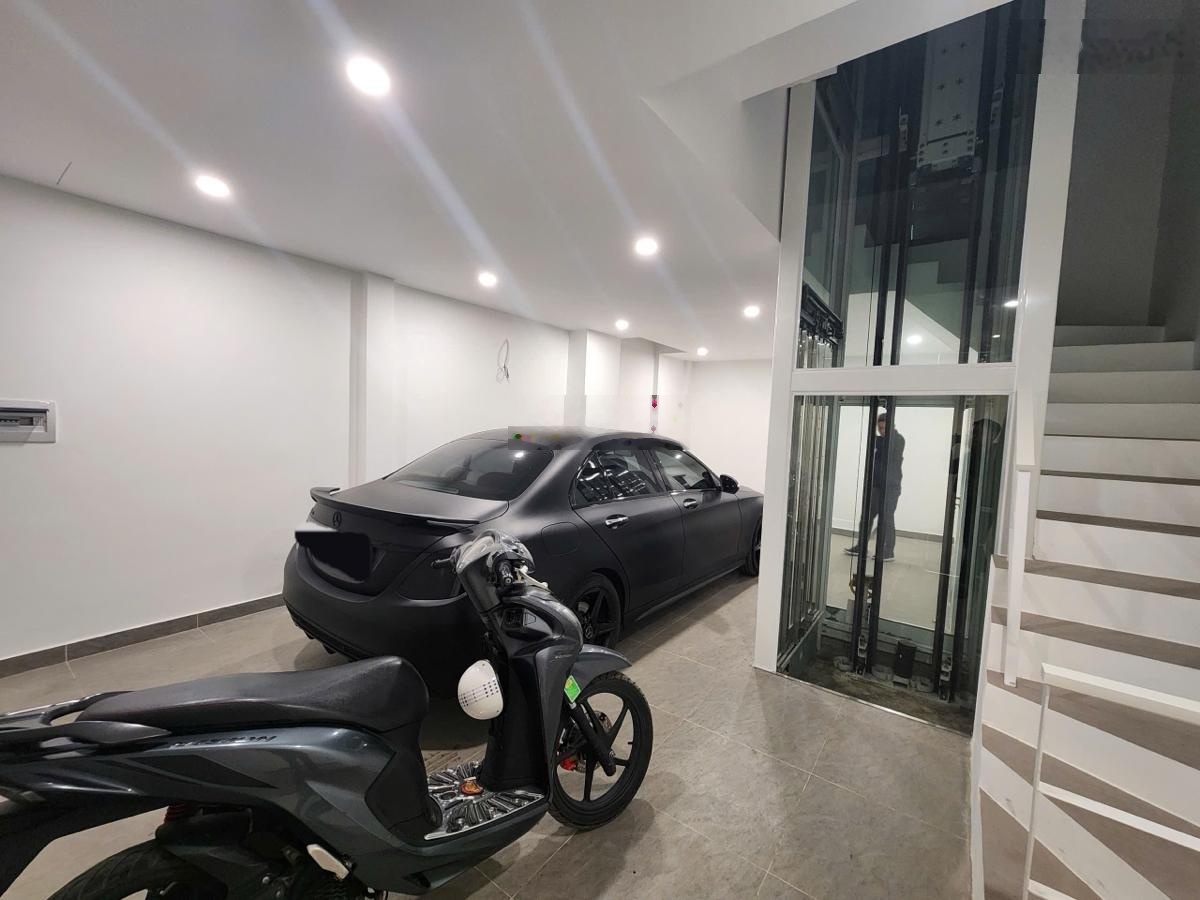 Bán Nhà Riêng tại Võng Thị, 22,5 tỷ, 50m2, giá cực chất