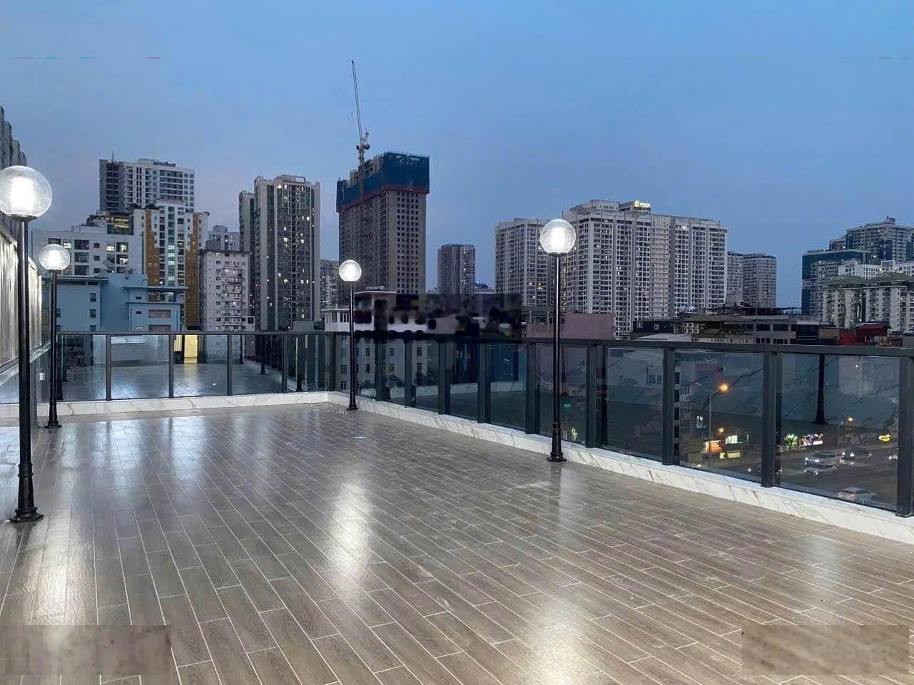 Siêu đỉnh tòa building lô góc tt thanh xuân pccc đầy đủ