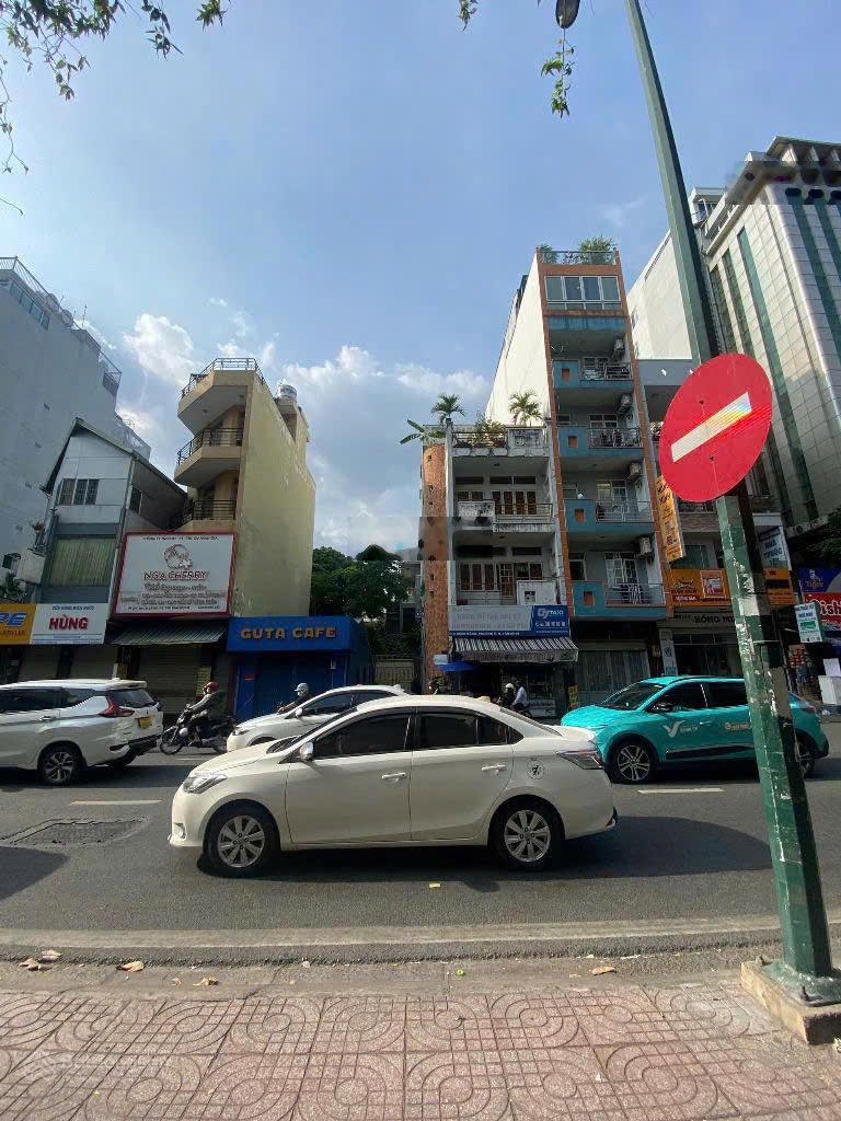 Nhà 35 tỷ mặt tiền đường Bạch Đằng, Tân Bình, TP.HCM