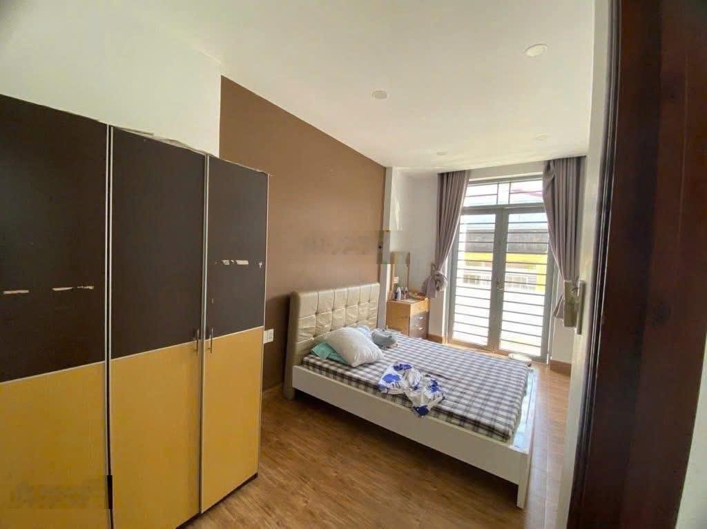 Bán nhà HXH Lý Thường Kiệt Tân Bình giáp Q10, 4 Tầng, ngang 5.7m, 55m2, Ở ngay, 9.6 Tỷ