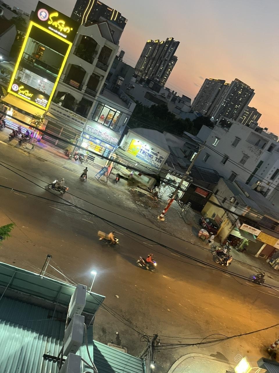 Bán nhà đường Nguyễn Thị Định (cách đường lớn như hình 15m) 8 phòng ngủ, kinh doanh cho thuê tốt