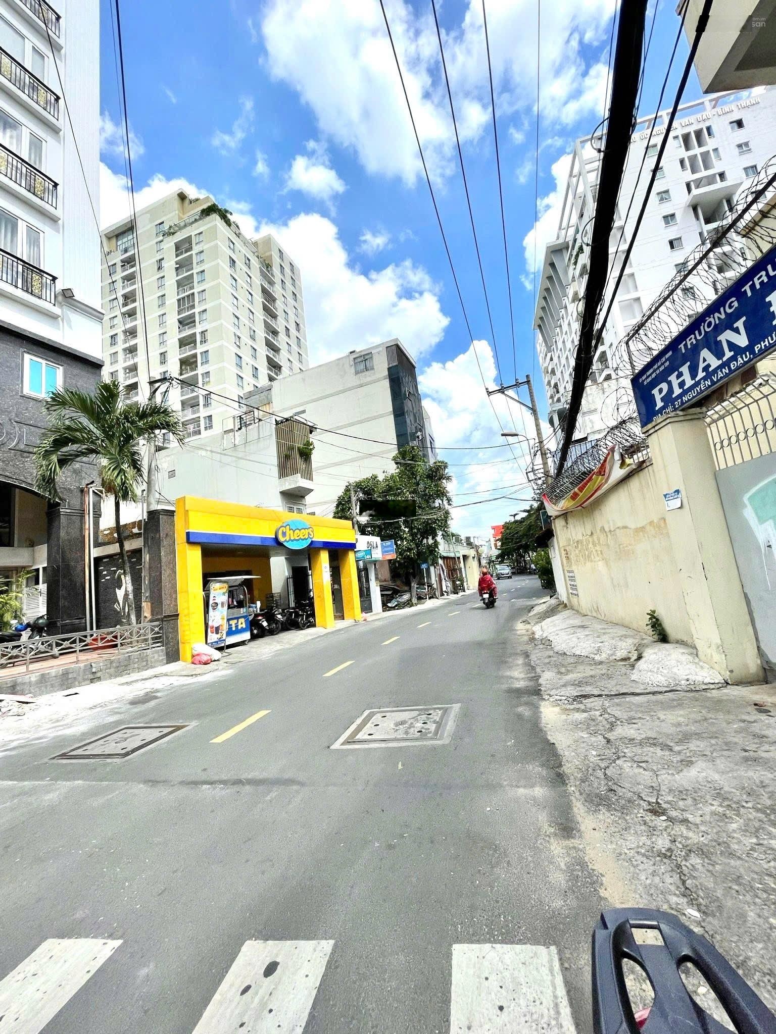 Chủ cần bán toà nhà dòng tiền cao mt đường nguyễn thượng hiền p5 phú nhuận.dt:13x21m giá 107 tỷ.