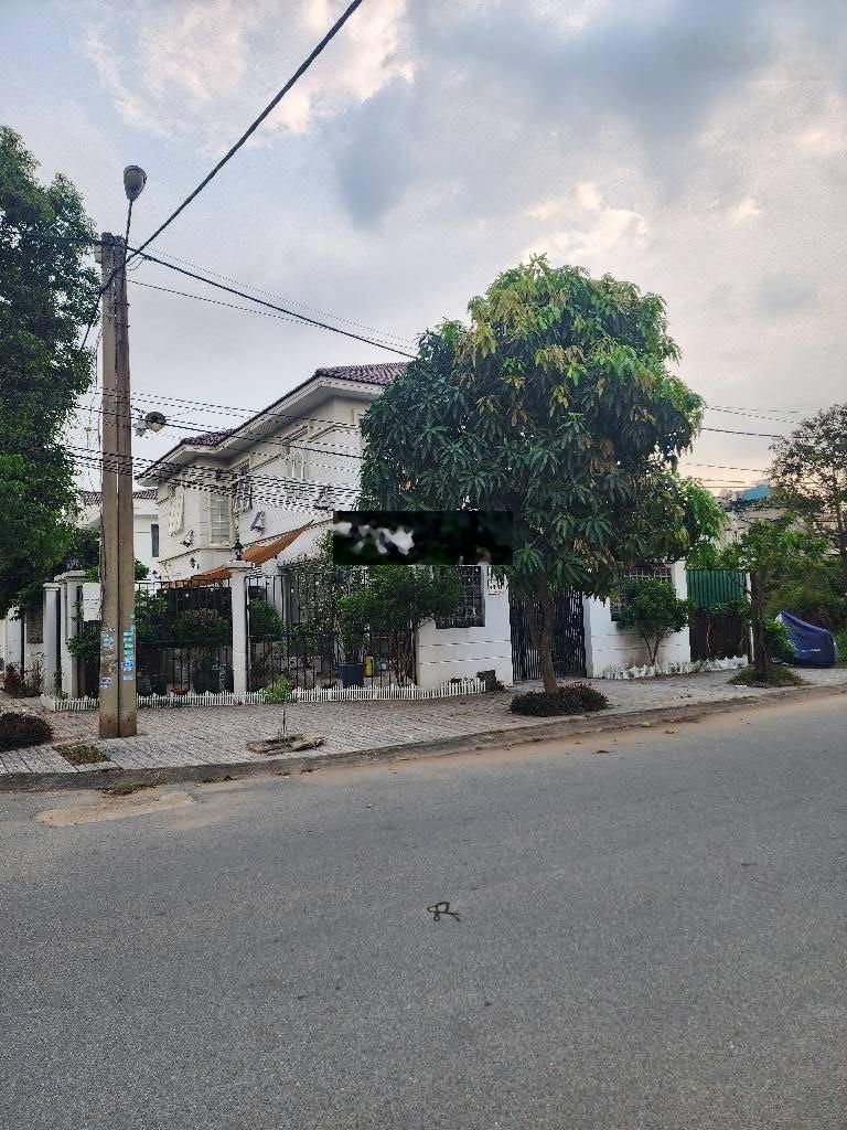 Bán nhà 1 trêt 1 lầu hẻm xe tải p phú hữu quận 9 80m2 tbac oto đậu trong nhà 6,3 tỷ sổ hồng bao sổ