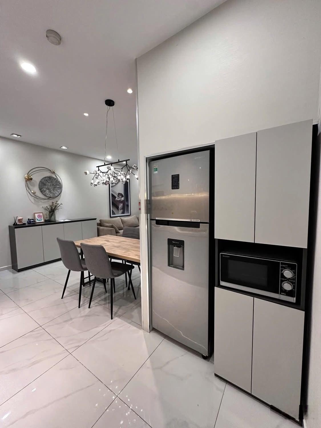 Hạ giá bán nhanh căn hộ goldora plaza h.nhà bè , giá 1.75 tỷ,dt 65m2,2pn 2wc, có sổ
