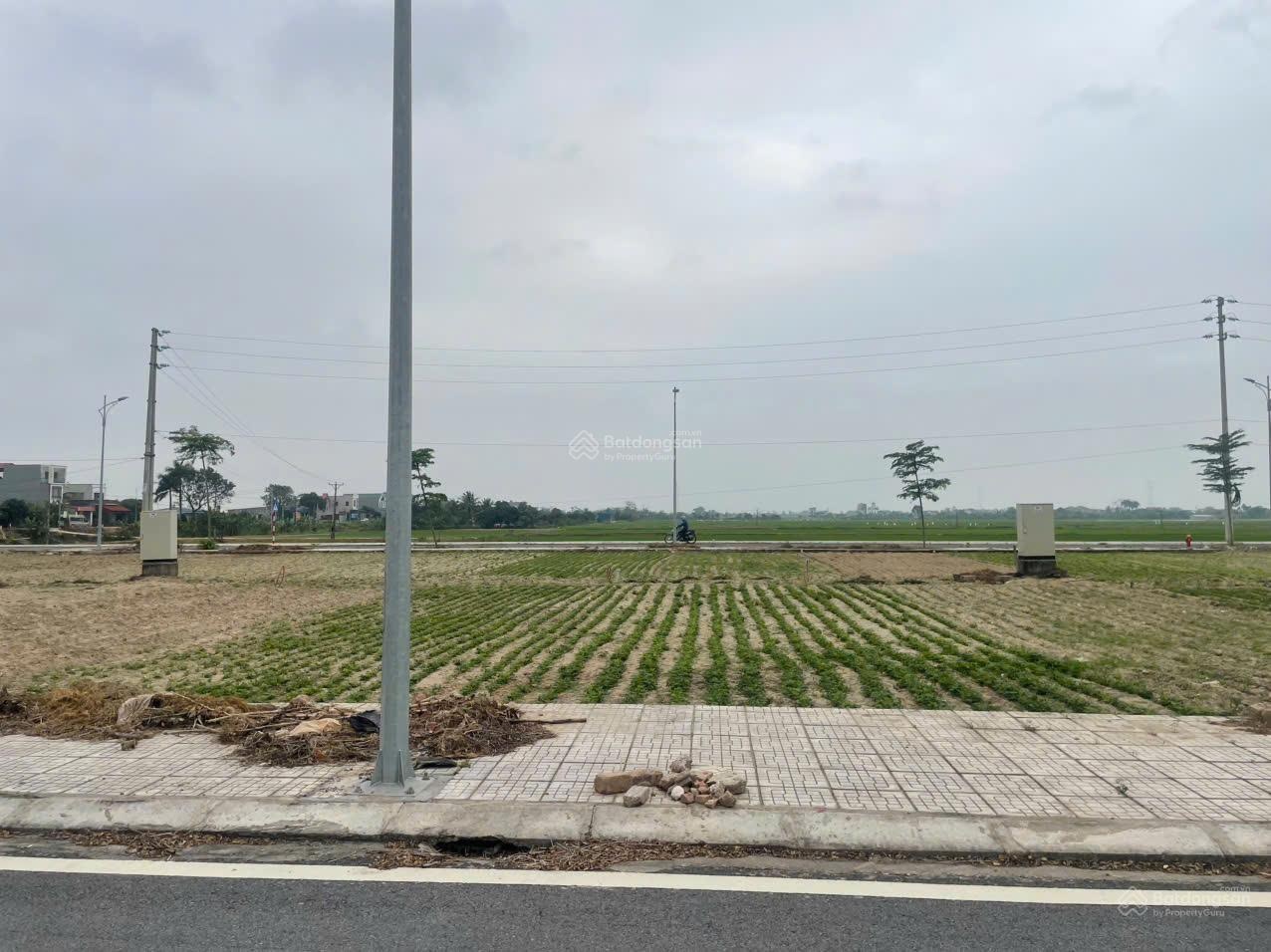 Lô khe thoáng dự án quỳnh ngọc - thái bình cũ - giá chỉ 1ty5xx - không lỗi, gần chợ